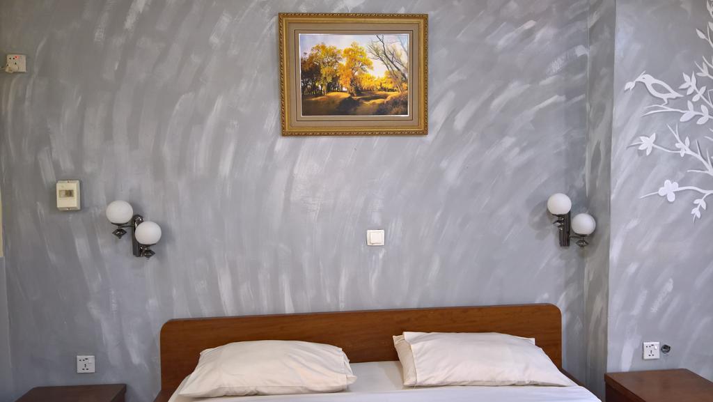 Hotel Pour Vous Kinşasa Dış mekan fotoğraf
